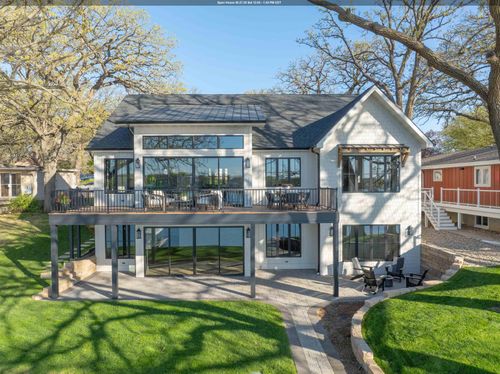 1205 Lake Shore Dr, Okoboji, IA, 51355-7720 | Card Image