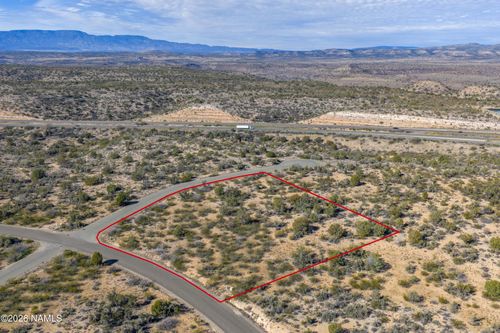 6679 N Canyon Rd, Rimrock, AZ, 86335-6058 | Card Image
