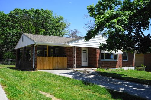 2901 Neil Dr, Roanoke, VA, 24019 | Card Image