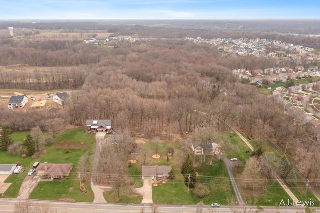 Close to parks and trails | Image 33