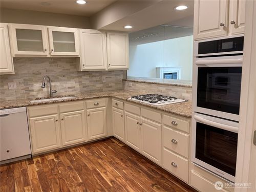 303-2426 James Pl, Langley, WA, 98260-9794 | Card Image
