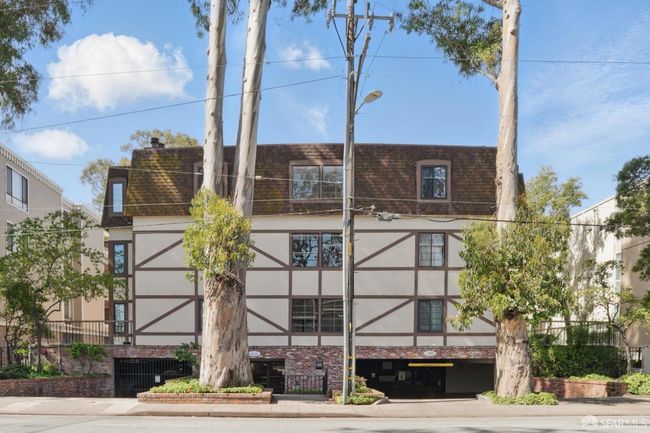 APT-104 - 735 El Camino Real, Condo with 2 bedrooms, 1 bathrooms and null parking in Burlingame CA | Image 16