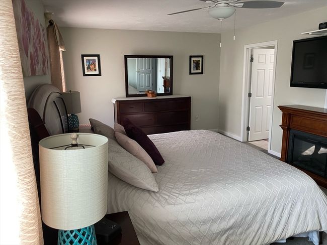 38 - 38 Bay Pointe Drive Ext, Condo with 2 bedrooms, 3 bathrooms and 1 parking in Buzzards Bay MA | Image 10