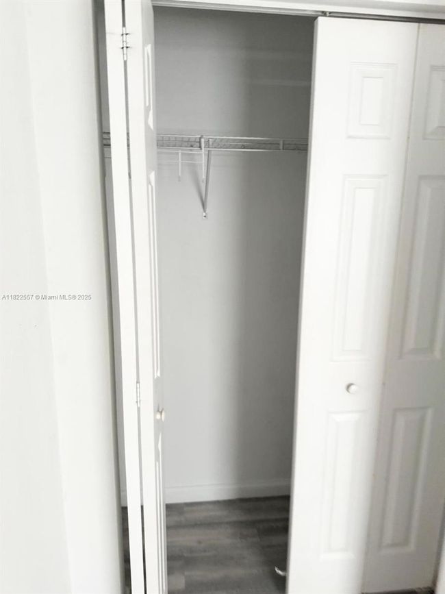 APT-213 - 8900 Nw 97 Th Ave, Condo with 3 bedrooms, 3 bathrooms and null parking in Medley FL | Image 27