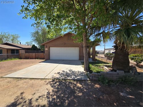 2470 E Neal Ave, Kingman, AZ, 86409-1939 | Card Image