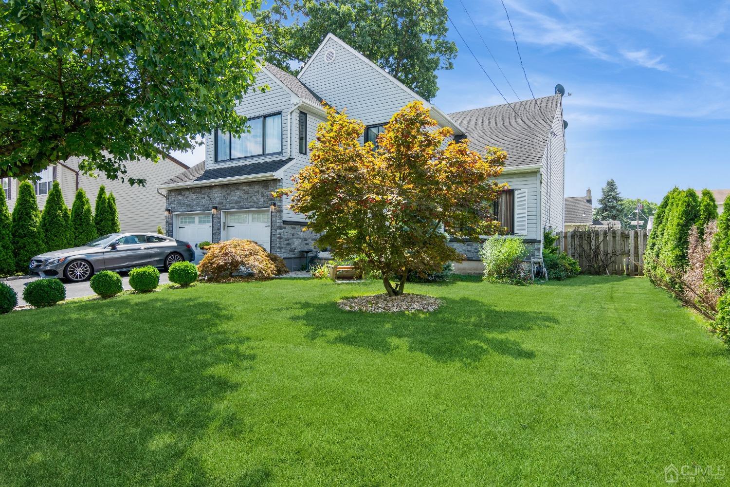 Willow St, Colonia, NJ 07067