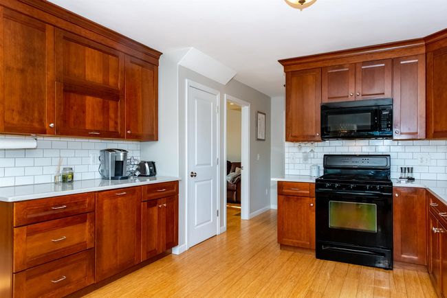 81 Cider St, House other with 3 bedrooms, 3 bathrooms and null parking in Epping NH | Image 8