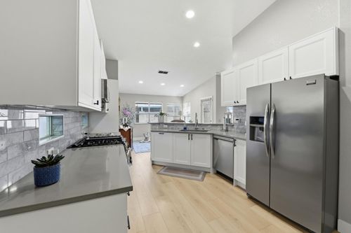 7112 Sunpace Ln, Sacramento, CA, 95828-6255 | Card Image