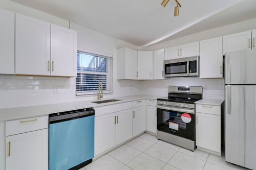 apt-j104-6531 Se Federal Hwy, Stuart, FL, 34997-8390 | Card Image