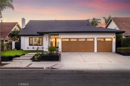 3889 Humboldt Dr, Huntington Beach, CA, 92649 | Card Image