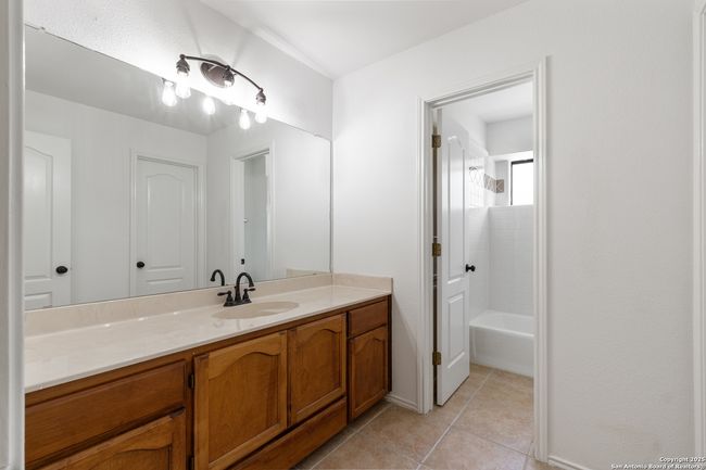 10623 Alta Loma, House other with 3 bedrooms, 3 bathrooms and null parking in Helotes TX | Image 31