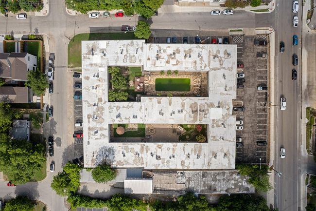 APT-236 - 2401 Manor Rd, Condo with 2 bedrooms, 1 bathrooms and null parking in Austin TX | Image 31