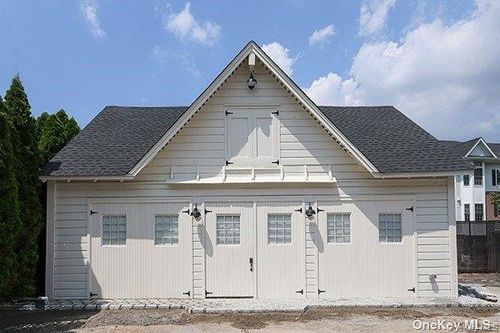 5-1415 Old Northern Blvd, Roslyn, NY, 11576-2257 | Card Image