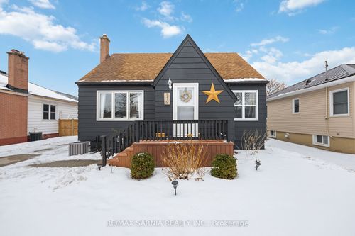 119 Gordon St, Sarnia, ON, N7T6N7 | Card Image