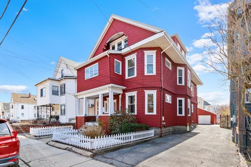 228 Harvard St, Medford, MA, 02155-6266 | Card Image