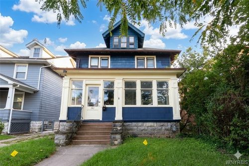 141 Winspear Ave, Buffalo, NY, 14215-1033 | Card Image