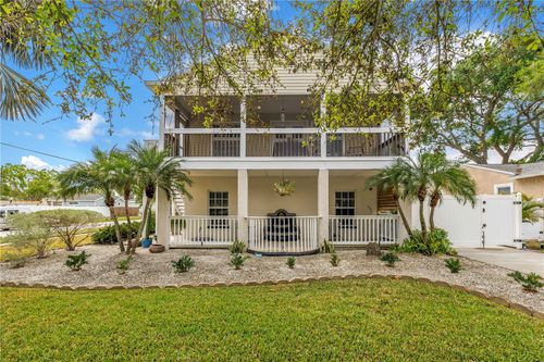 786 59th Ave Ne, St. Petersburg, FL, 33703-1606 | Card Image