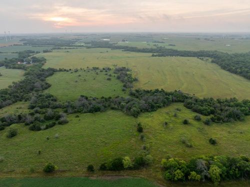 1931 18th Road, Waverly, KS, 66871 | Card Image