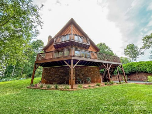 154 Cedar Rd, Hickory, NC, 28601-7859 | Card Image