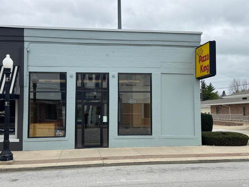 109 N Jefferson St, Converse, IN, 46919-2124 | Card Image