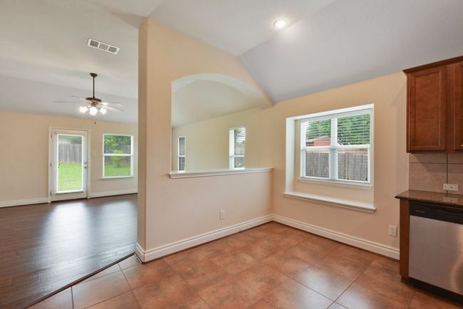 291 Cold Spg, House other with 4 bedrooms, 2 bathrooms and 4 parking in Buda TX | Image 8