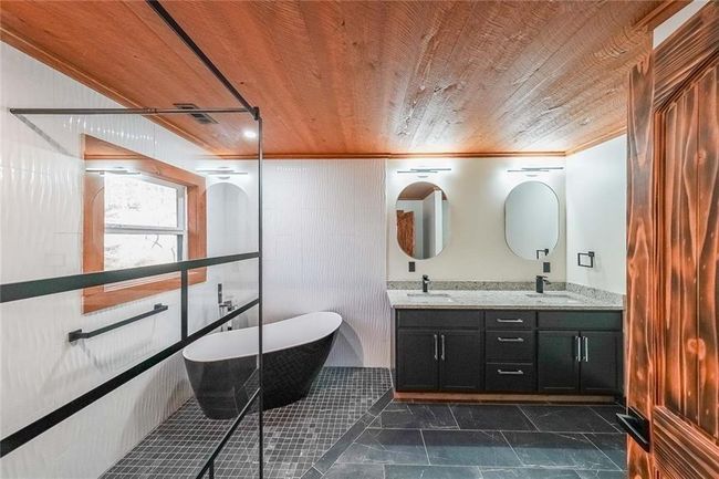 40 Cadet Ct, House other with 4 bedrooms, 4 bathrooms and 4 parking in Ellijay GA | Image 30