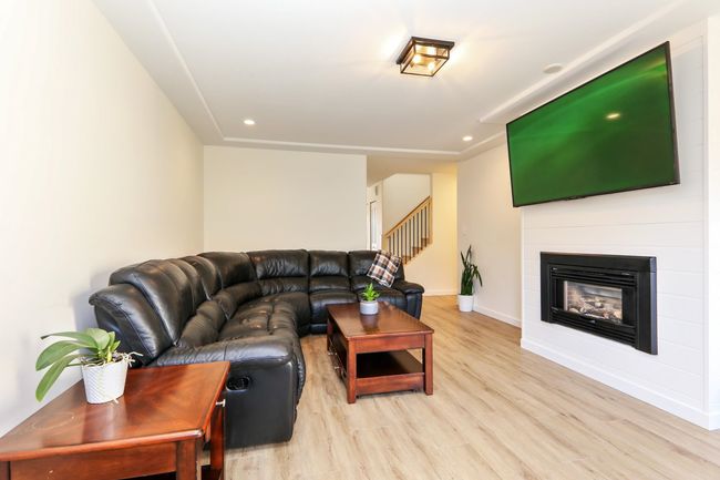 159 - 6450 Vedder Rd, Townhouse with 3 bedrooms, 2 bathrooms and 2 parking in Chilliwack BC | Image 9