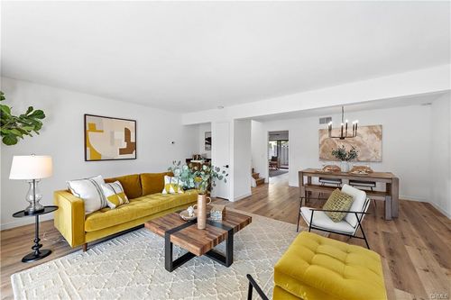 1826 Vista Del Oro, Fullerton, CA, 92831-1332 | Card Image