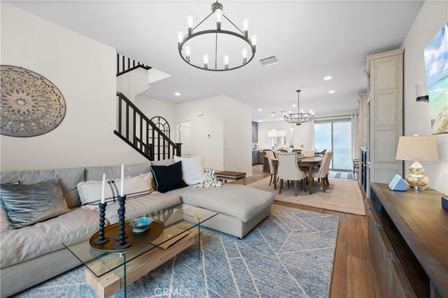 407 Coyote Pass, Condo with 3 bedrooms, 4 bathrooms and 2 parking in Lake Forest CA | Image 13