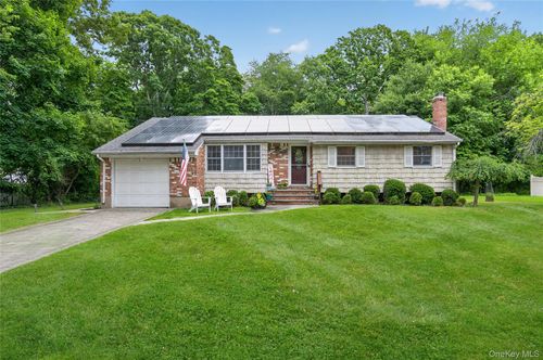 257 Bow Dr, Hauppauge, NY, 11788-1626 | Card Image