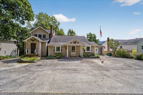 217 High St, Beacon, NY, 12508-1234 | Card Image