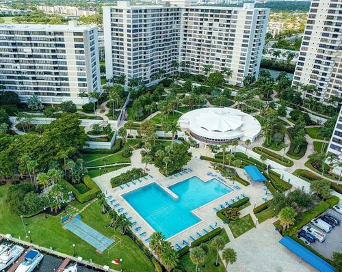 213-500 Three Islands Blvd, Hallandale Beach, FL, 33009-2887 | Card Image
