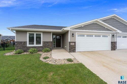 2502 N Lammers Ct Court, Tea, SD, 57032 | Card Image
