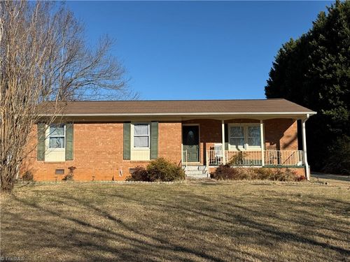 1617 Bunker Hl Sandy Ridge Rd, Kernersville, NC, 27284-9149 | Card Image