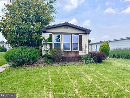 426 Running Brook Rd, NORTH WALES, PA, 19454-1161 | Card Image