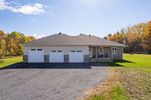 17026 Myers Rd, St Andrews West, ON, K0C2A0 | Card Image