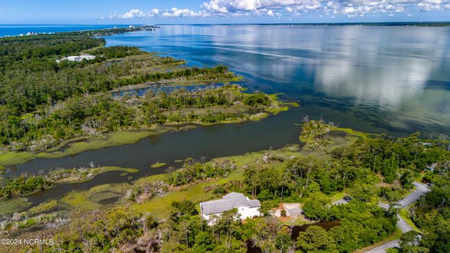 5 West Ct, House other with 6 bedrooms, 5 bathrooms and 1 parking in Pine Knoll Shores NC | Image 54