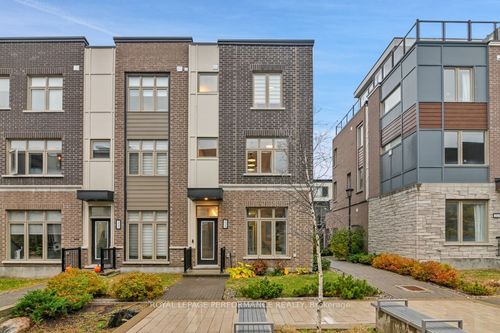 215 Makadewa Pvt, Ottawa, ON, K1K4Z9 | Card Image