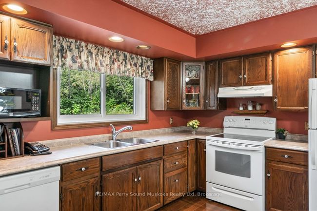 3 & 5 Squirrel Rd, House other with 4 bedrooms, 2 bathrooms and 15 parking in Mcdougall ON | Image 23