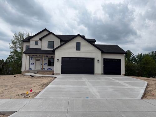 1872 Northfield Ct Sw, Byron Center, MI, 49315-7040 | Card Image