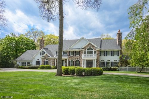 9 Green Hill Rd, Chester, NJ, 07930-2729 | Card Image
