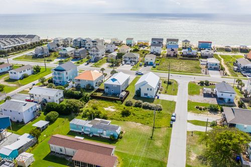 7008 7th Street, Surf City, NC, 28445 | Card Image