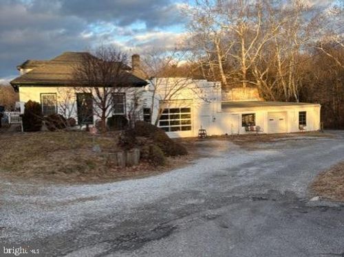 1394 Jefferson Blvd, HAGERSTOWN, MD, 21742-4218 | Card Image