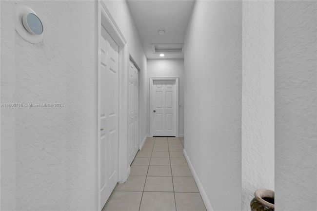 18708 Sw 47th St, House other with 5 bedrooms, 3 bathrooms and null parking in Miramar FL | Image 34