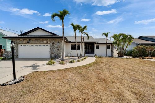 743 Kingston Ct, APOLLO BEACH, FL, 33572-2428 | Card Image