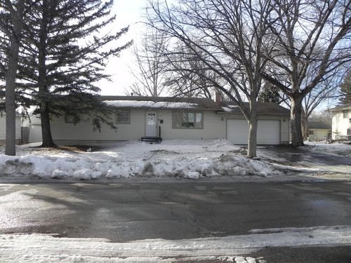 619 12th St N, Breckenridge, MN, 56520-1705 | Card Image