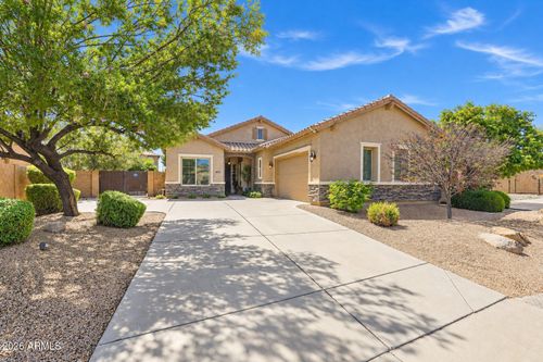 6923 S Black Hills Way, Chandler, AZ, 85249-7248 | Card Image