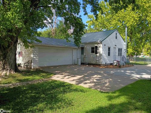 704 Des Moines Ave, Rolfe, IA, 50581-1111 | Card Image