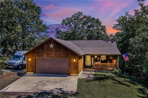 22967 Peppermint Dr, Warsaw, MO, 65355-7050 | Card Image