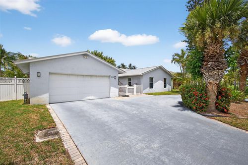 4151 Linden Ave, Palm Beach Gardens, FL, 33410-2151 | Card Image